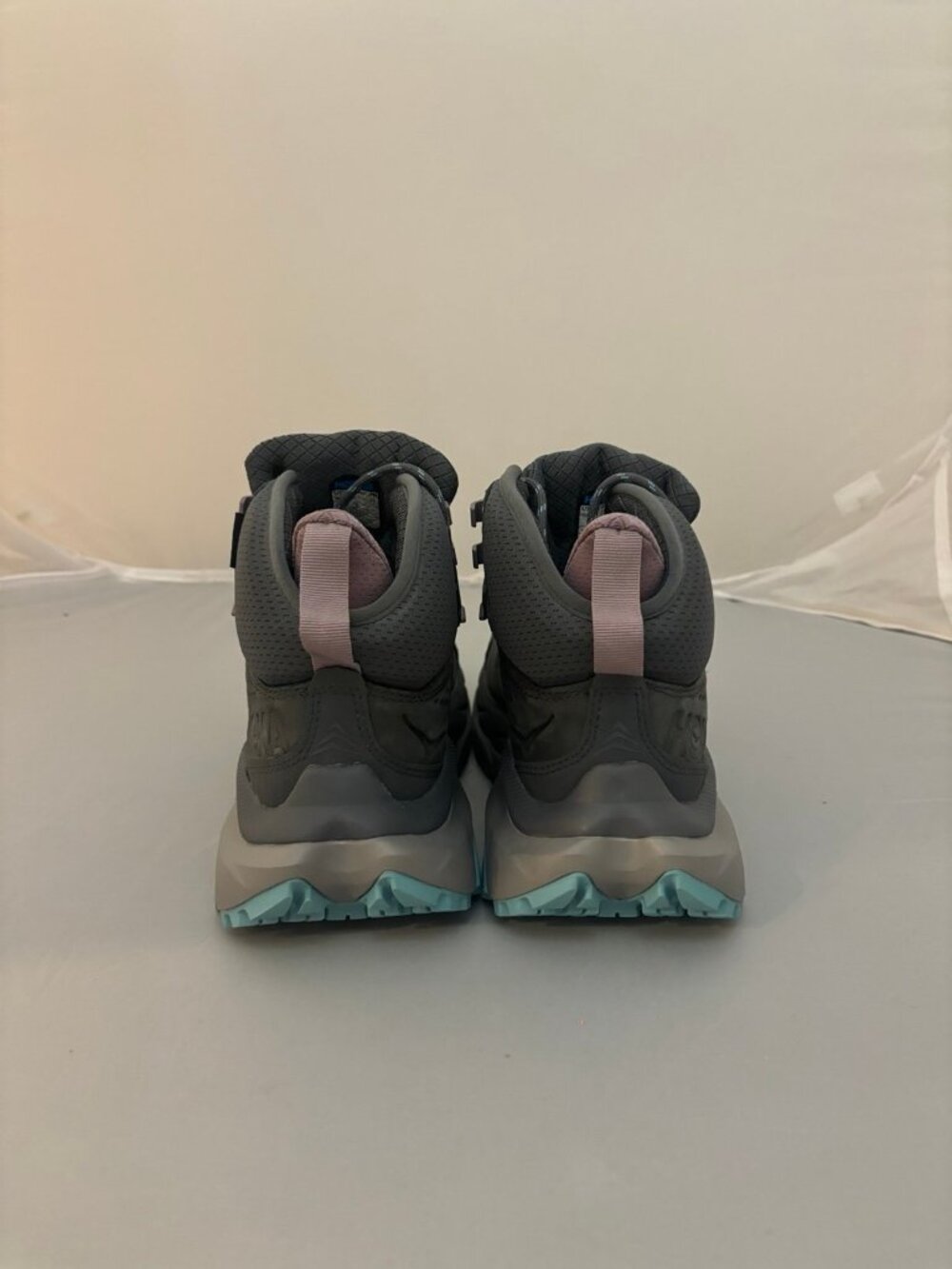 Hoka One One Kaha 2 Gore-Tex hiking boots gray women’s size 6 B GTX - Picture 7 of 8